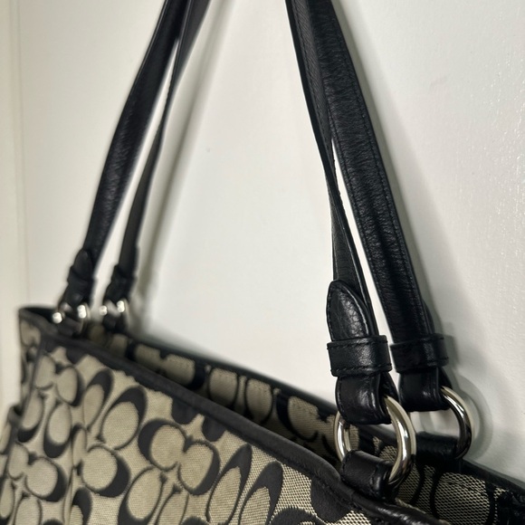 Coach Black & White Park Signature Carrie Leather Trim Tote Shoulder Bag - Picture 4 of 8